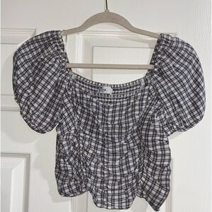 Hollister Cropped Cinched Shirt